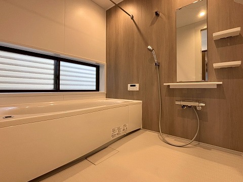 LINE_ALBUM_上祖師谷2丁目戸建_260213_62